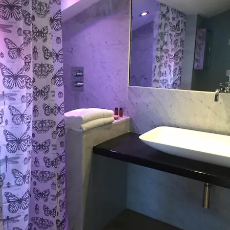 Joy19 Bed & Breakfast