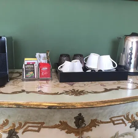 Bed & Breakfast Joy19