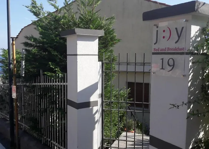 Joy19 Bed & Breakfast Albissola Marina